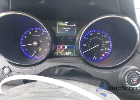 2017 Subaru Legacy 2.5I Limited из США, поврежденный, VIN 4S3BNAN62H3025585